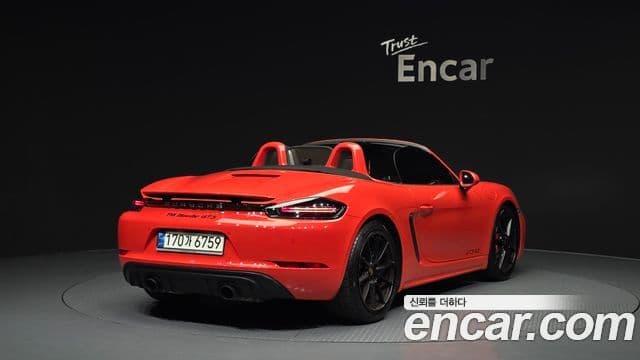Porsche 718 Boxster 2