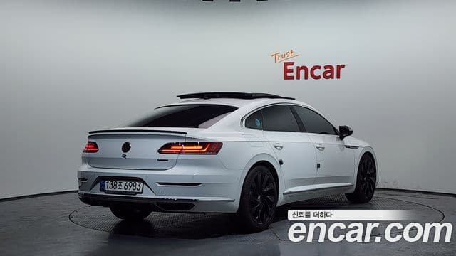 Volkswagen Arteon 2