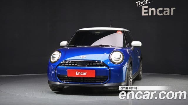 MINI Cooper C 4th Gen 3