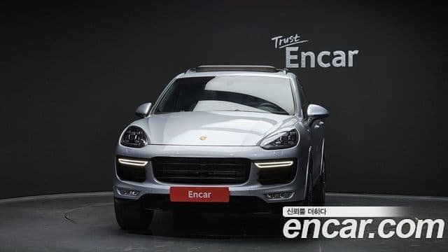 Porsche New Cayenne 3