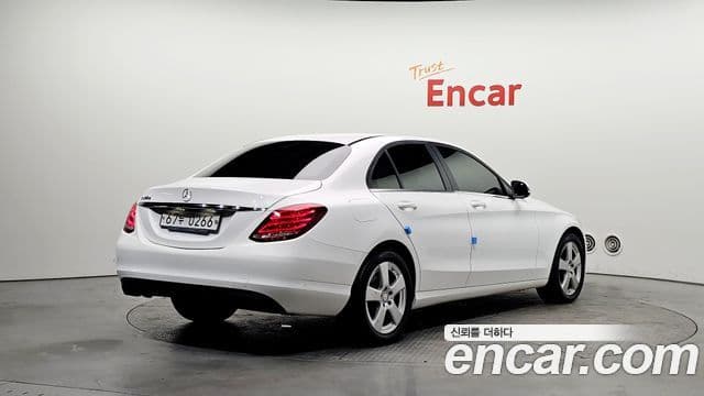 Mercedes-Benz C-Class W205 2