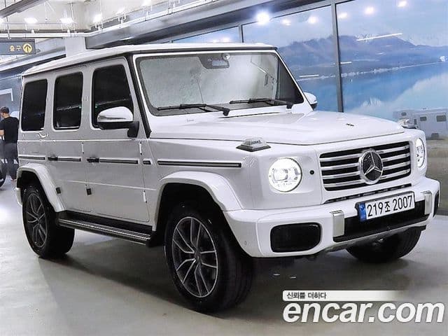 Mercedes-Benz G-Class W465