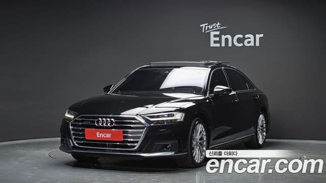 Audi A8 (D5)
