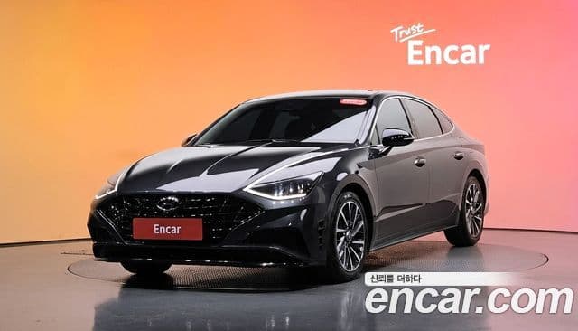 Hyundai Sonata (DN8)