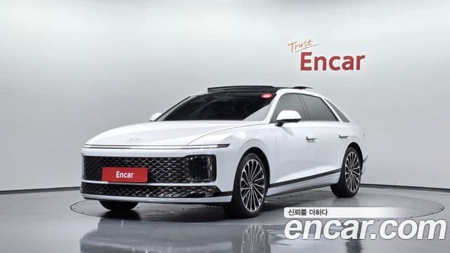 Hyundai Grandeur Hybrid (GN7)