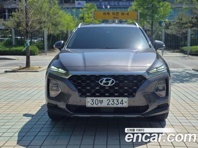 Hyundai Santa Fe TM