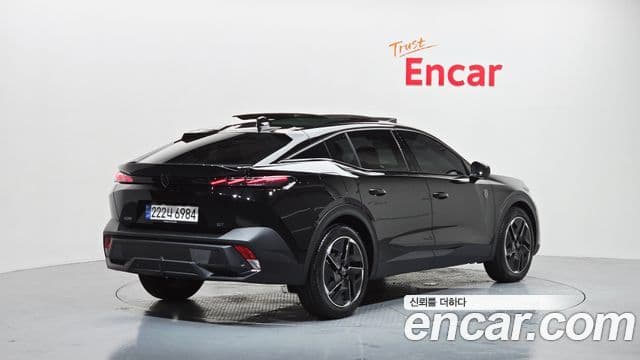 Peugeot 408 2