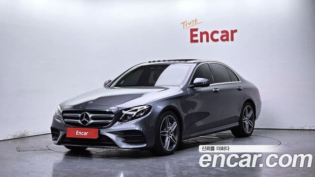 Mercedes-Benz E-Class W213 1