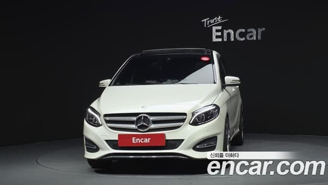 Mercedes-Benz B-Class W246 3