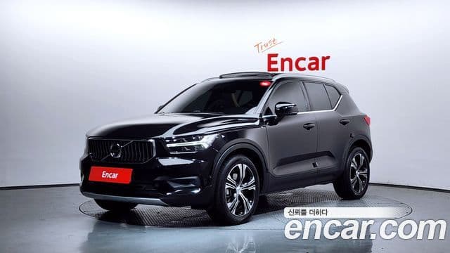 Volvo XC40 1