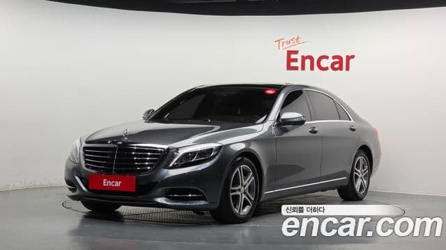 Mercedes-Benz S-Class W222