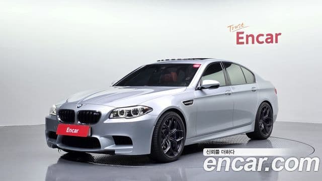 BMW M5 (F10)