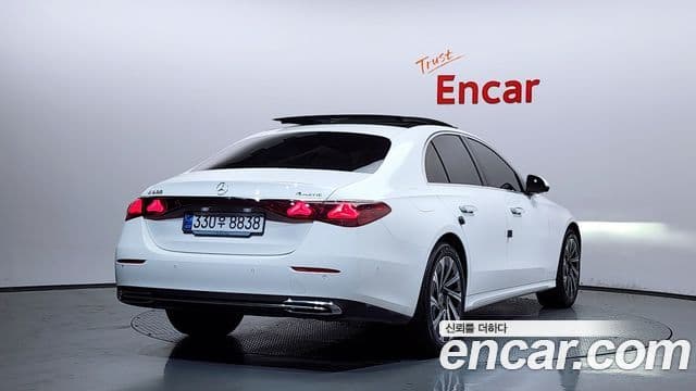 Mercedes-Benz E-Class W214 2