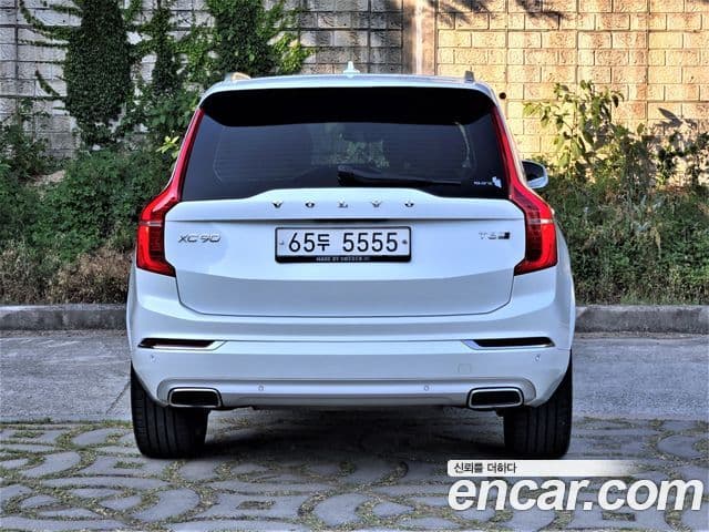 Volvo XC90 2nd Gen 4