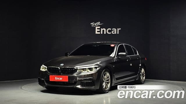 BMW 5 Series (G30)