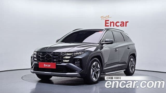Hyundai The New Tucson Hybrid (NX4)