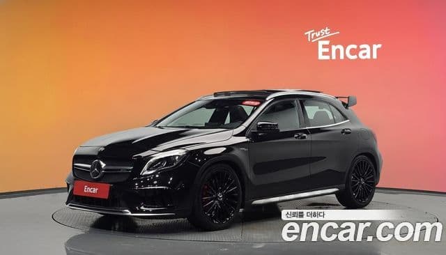 Mercedes-Benz GLA-Class X156
