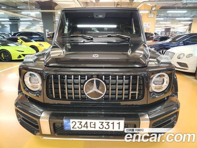 Mercedes-Benz G-Class W463b
