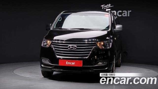 Hyundai The New Grand Starex 3