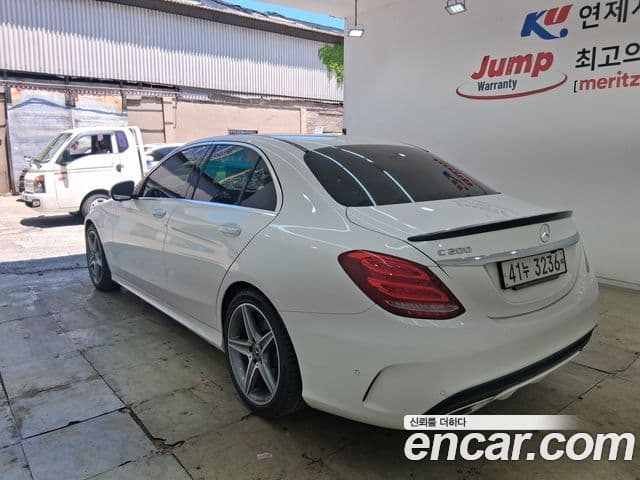 Mercedes-Benz C-Class W205 3