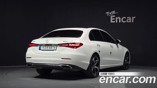 Mercedes-Benz C-Class W206 2
