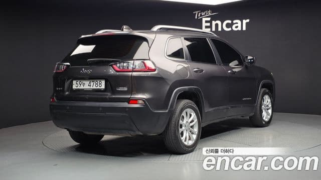 Jeep Cherokee (KL) 2