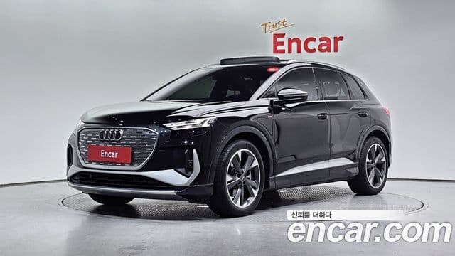 Audi Q4 e-tron (F4)