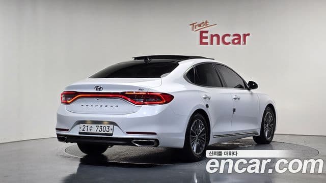 Hyundai Grandeur IG 2