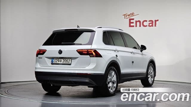 Volkswagen Tiguan 2nd Gen 2