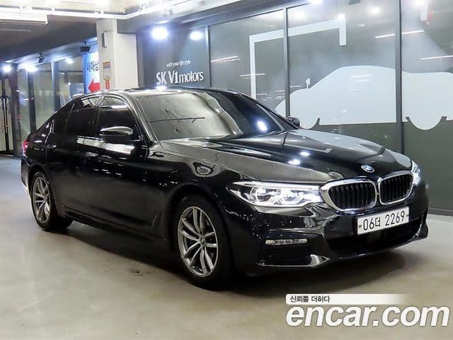 BMW 5 Series (G30)