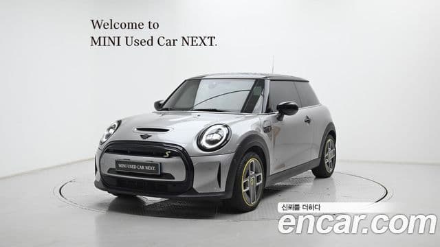 MINI Cooper Electric 1