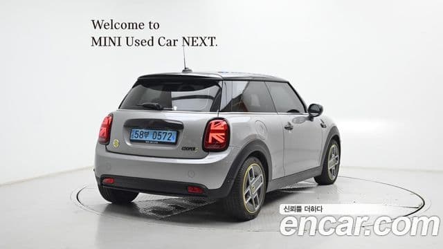 MINI Cooper Electric 2