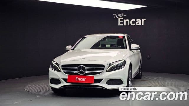 Mercedes-Benz C-Class W205 3