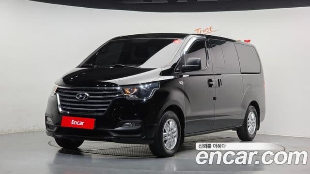Hyundai The New Grand Starex
