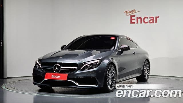 Mercedes-Benz C-Class W205 1