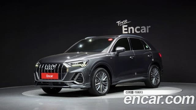 Audi Q3 (F3)