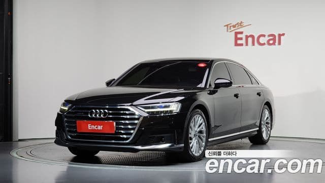 Audi A8 (D5)