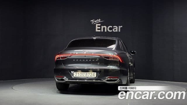Hyundai The New Grandeur IG 4