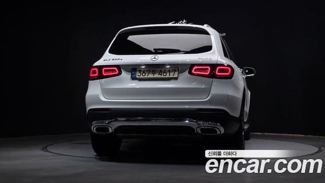 Mercedes-Benz GLC-Class X253 4