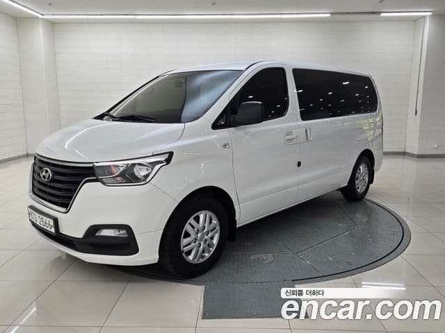 Hyundai The New Grand Starex