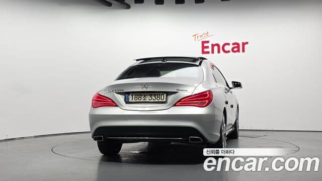 Mercedes-Benz CLA-Class C117 4