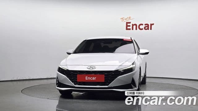 Hyundai Avante (CN7) 3