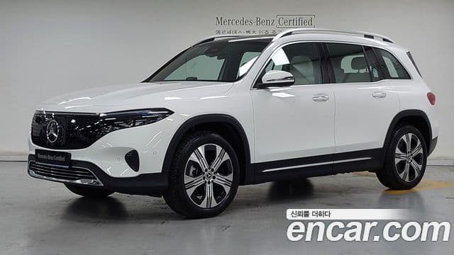 Mercedes-Benz EQB X243