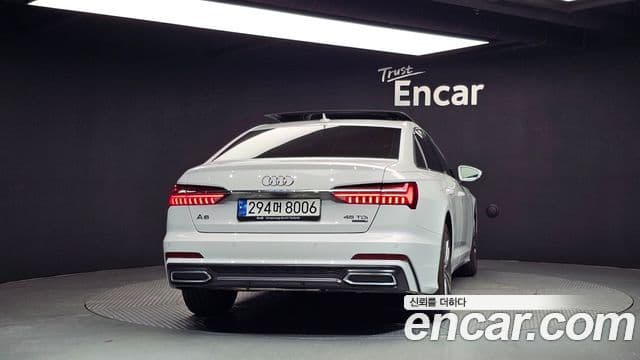 Audi A6 (C8) 4