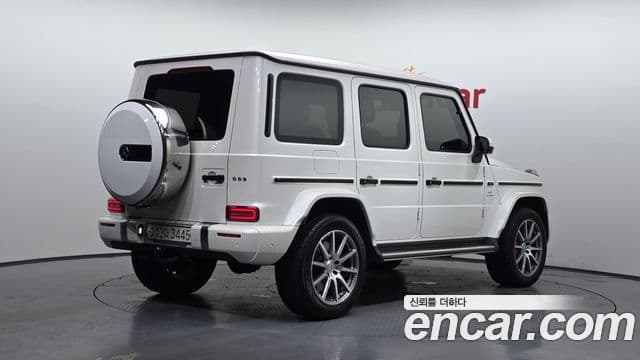 Mercedes-Benz G-Class W463b 2