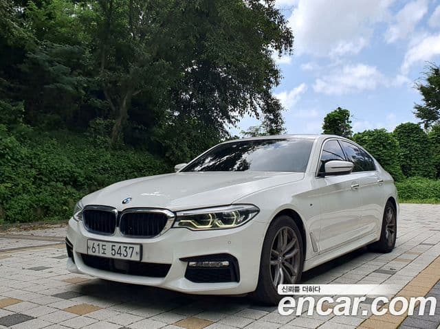BMW 5 Series (G30)