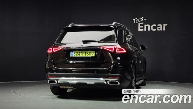Mercedes-Benz GLE-Class W167 4
