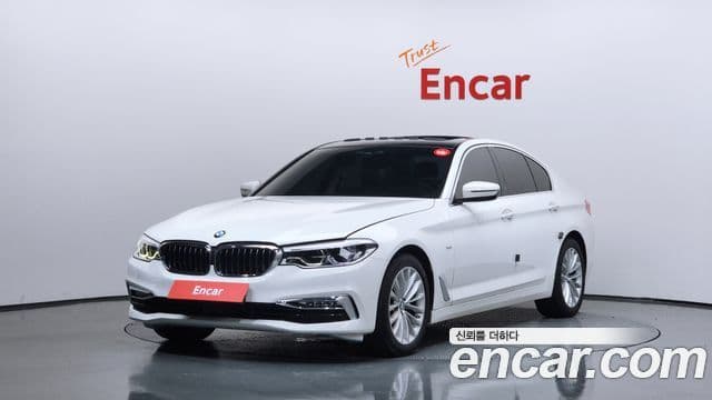 BMW 5 Series (G30)