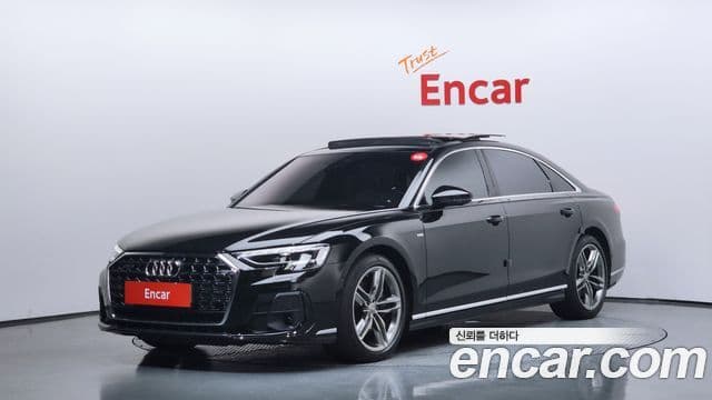 Audi A8 (D5)