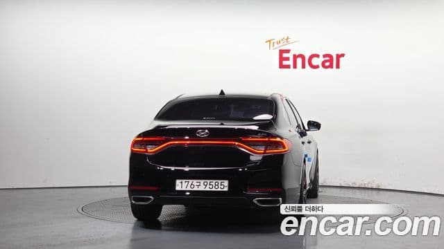 Hyundai Grandeur IG 4